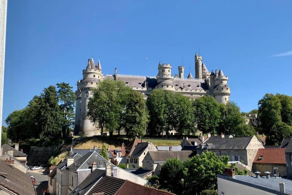 Appartement Vintage avec vue sur le château Pierrefonds Exterior foto